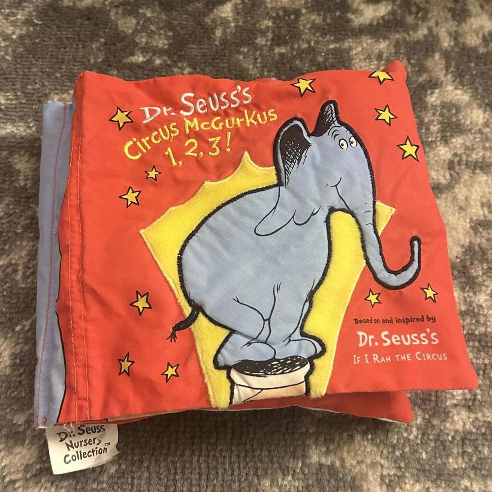 Random House Dr Seuss Cloth Book Circus McGurkus 1-2-3